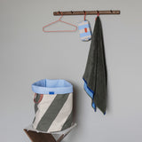 DIAGONAL vasketøjspose, Dark Olive / Sand