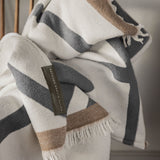 SHADOW plaid, Off-white / Grey